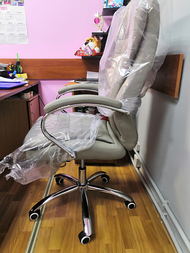 Компьютерное кресло Tomar коричневое фото покупателя 20