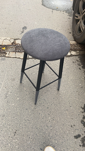 Полубарный стул Гангток крутящийся катания блэк / черный матовый фото покупателя 9