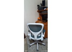 Компьютерное кресло Konfi light gray / white фото покупателя 157