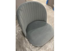 Стул на металлокаркасе Gabi 1 бежевый / черный с серебряными наконечниками фото покупателя 534