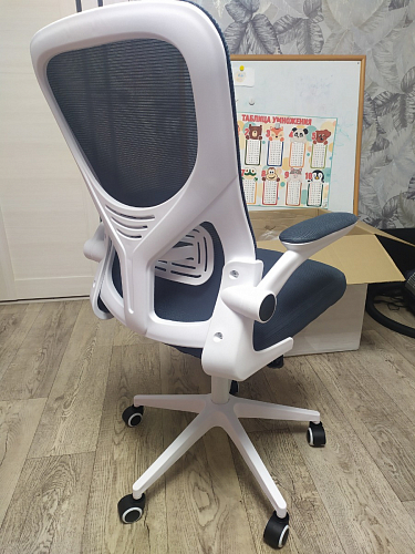 Компьютерное кресло Konfi light gray / blue / white фото покупателя 289