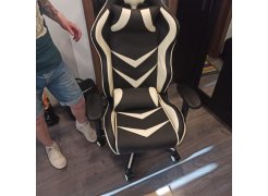 Компьютерное кресло Racer черное / оранжевое фото покупателя 125