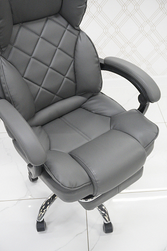 Компьютерное кресло Kolson black из шоурума 1