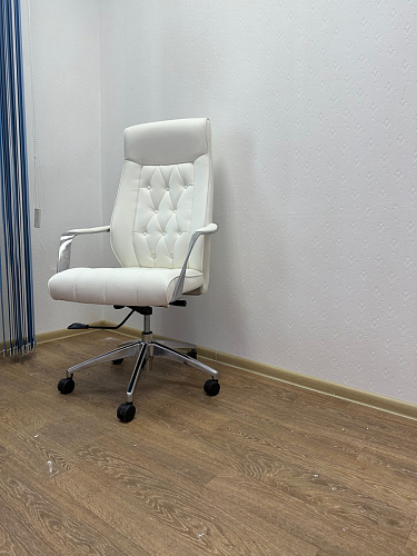 Компьютерное кресло Sarabi черное фото покупателя 16