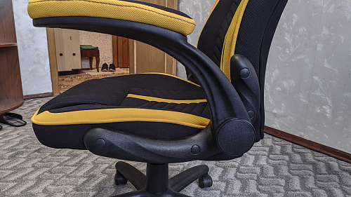 Компьютерное кресло Plast черный / желтый фото покупателя 7