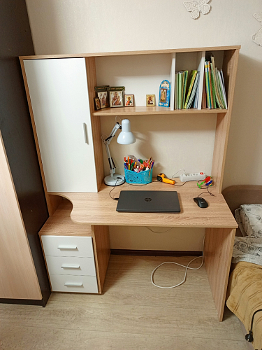 Стол компьютерный КСТ-16 бетон / белый фото покупателя 17