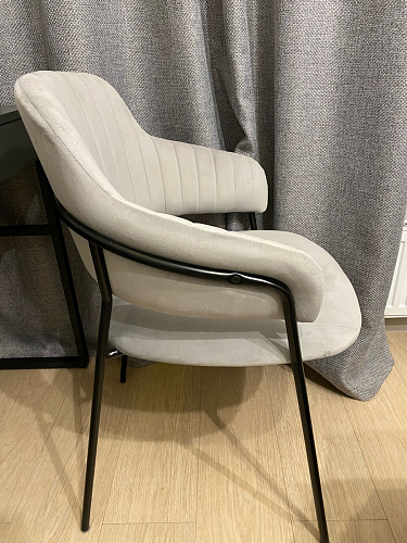 Стул на металлокаркасе Инклес дымчатый / черный глянец фото покупателя 35