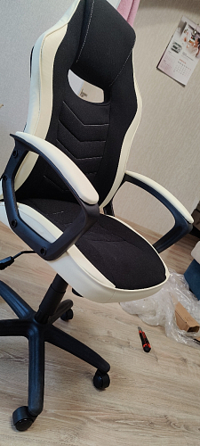 Компьютерное кресло Gamer черное / серое фото покупателя 39