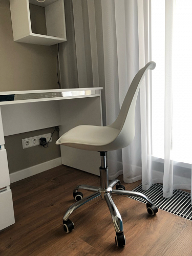 Компьютерное кресло Kolin с подушкой clear / white фото покупателя 257