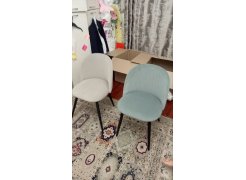 Стул на металлокаркасе Gabi 1 бежевый / черный с серебряными наконечниками фото покупателя 507