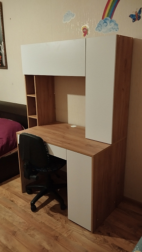 Письменный стол Комфорт 12.71 дуб золотой craft / белая аляска  - Уцененный экземпляр фото покупателя 113