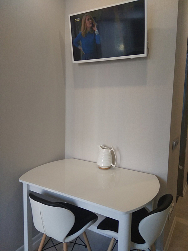 Стол Танго ПО молочный дуб ст-71 / ножка 04 молочный дуб фото покупателя 1