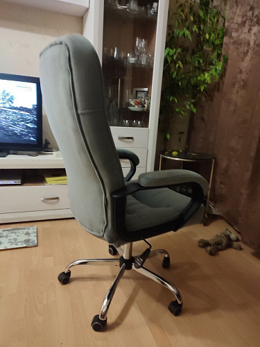 Компьютерное кресло СН9944 22 бежевый / хром фото покупателя 5