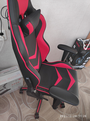 Компьютерное кресло Racer черное / бежевое фото покупателя 66