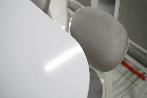 Деревянный стол Адней глянец белый из шоурума 3