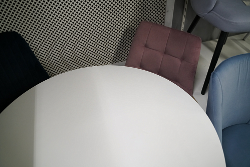 Стол Tulip 90 белый из шоурума 3