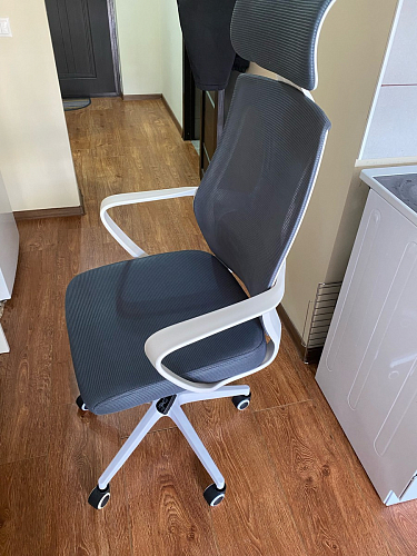 Компьютерное кресло Golem black / white фото покупателя 9