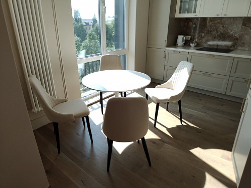 Стеклянный стол Tulip 90 white фото покупателя 39