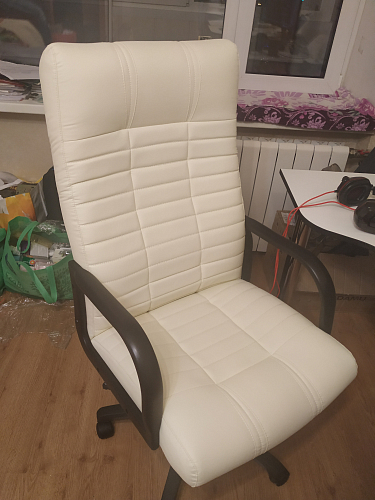 Компьютерное кресло Атлант 1 черное фото покупателя 4