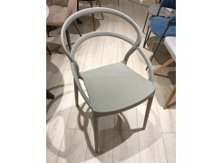 Пластиковый стул Margo чёрный из шоурума 2