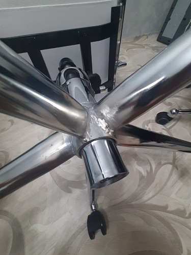 Компьютерное кресло Reus черная сетка / хром фото покупателя 42