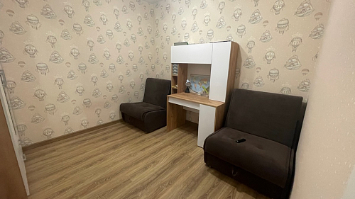 Письменный стол Комфорт 12.71 дуб золотой craft / белая аляска  - Уцененный экземпляр фото покупателя 77