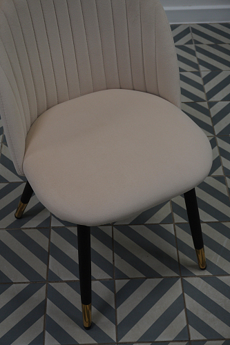 Стул на металлокаркасе Gabi light purple / black из шоурума 5