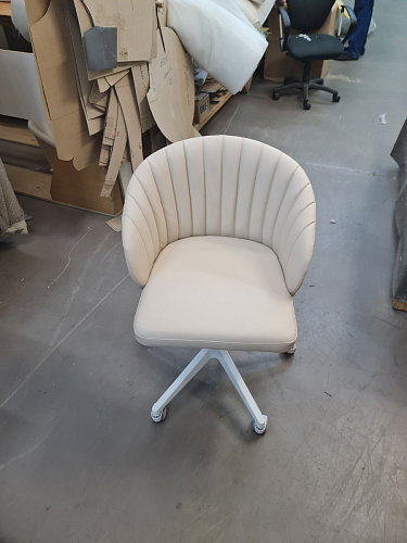 Компьютерное кресло Пард confetti silver серый / черный фото покупателя 201