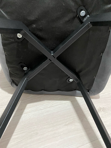 Стул на металлокаркасе Чилли черный / зеленый фото покупателя 954