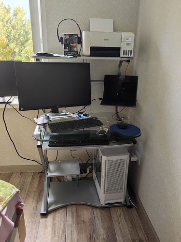 Компьютерный стол Roni фото покупателя 3