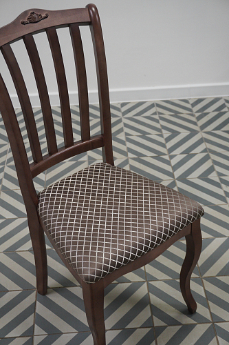 Деревянный стул Виньетта орех / мерц белый люкс из шоурума 1