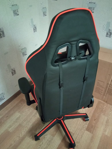 Компьютерное кресло Racer черное / бежевое фото покупателя 102