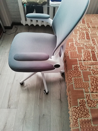 Компьютерное кресло Konfi light gray / white фото покупателя 111