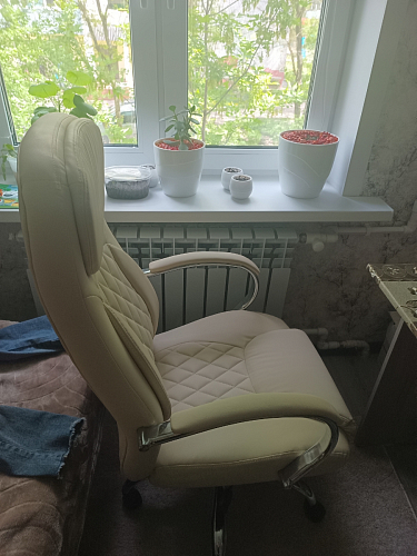 Компьютерное кресло Tron white фото покупателя 45