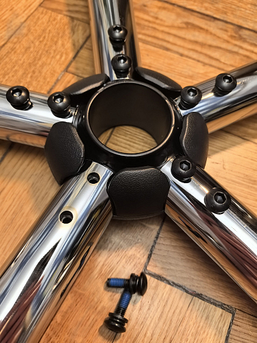 Офисное кресло Zero белый фото покупателя 286