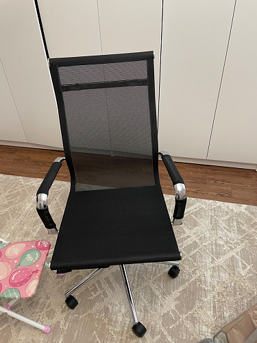 Компьютерное кресло Reus черная сетка / хром фото покупателя 69