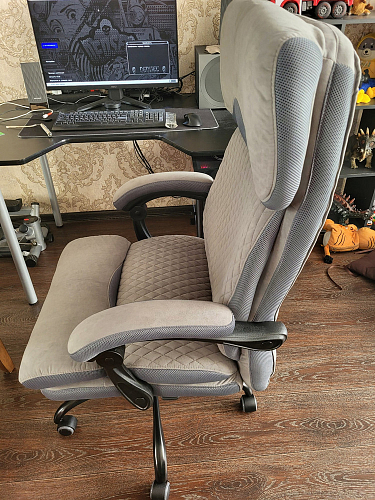 Компьютерное кресло Chief Metalbl/Чиф Металбл серый фото покупателя 3