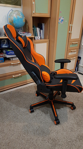 Компьютерное кресло Racer черное / бежевое фото покупателя 48