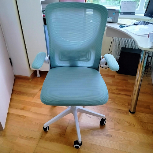 Компьютерное кресло Konfi light gray / white фото покупателя 210