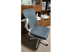 Компьютерное кресло Konfi blue / white фото покупателя 280