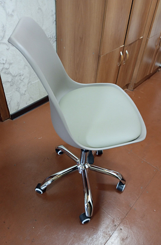 Компьютерное кресло Kolin white фото покупателя 44