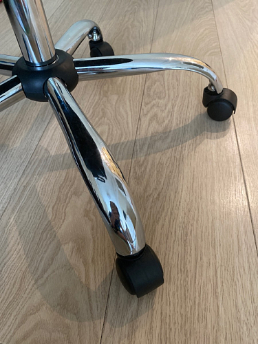 Компьютерное кресло ARANO черное фото покупателя 235