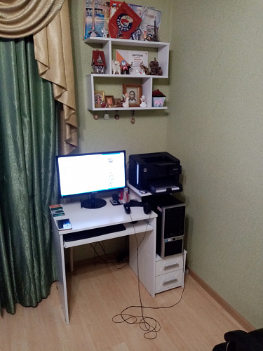 Стол компьютерный Джаз-24 правый белый фото покупателя 149