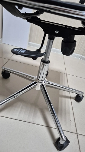 Компьютерное кресло Reus pu black / chrome фото покупателя 19