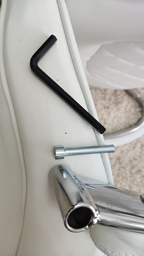 Компьютерное кресло Monte белое фото покупателя 32