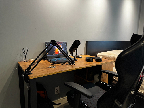 Письменный стол Битти Лофт 116х60х75 креатель / черный матовый фото покупателя 70